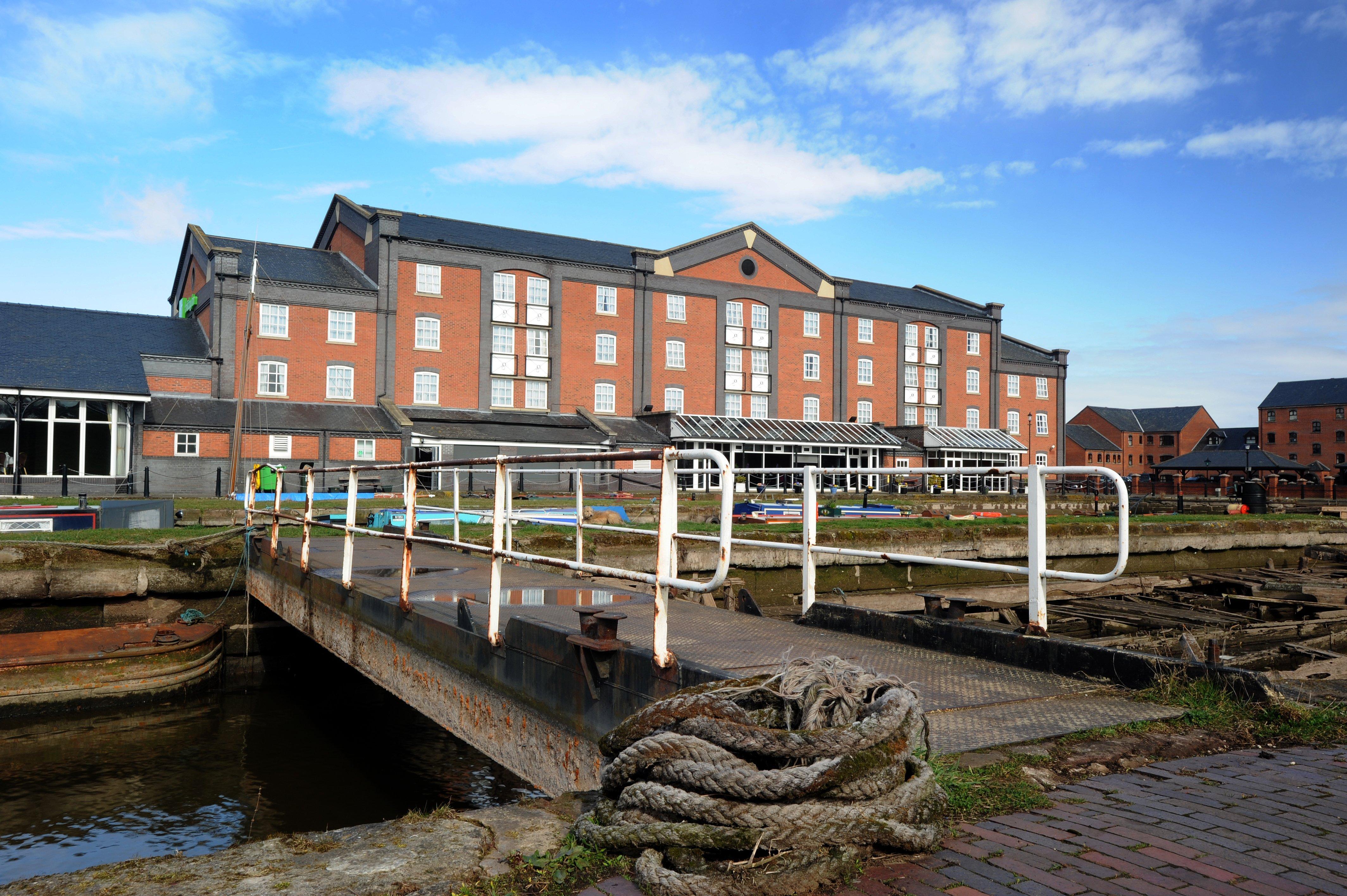 Holiday Inn Ellesmere Port/Cheshire Oaks By Ihg Kültér fotó